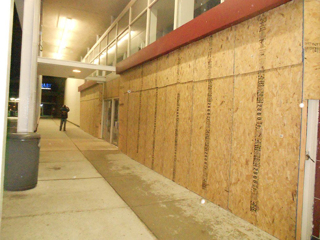 Provide Emergency Board Up Services