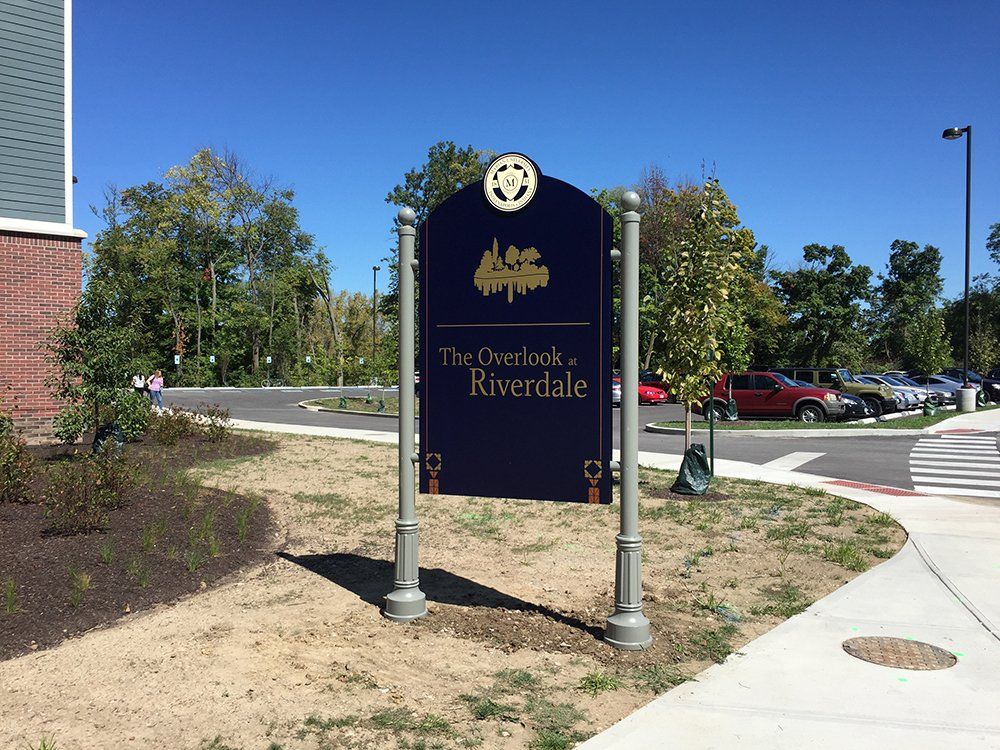 Freestanding signage