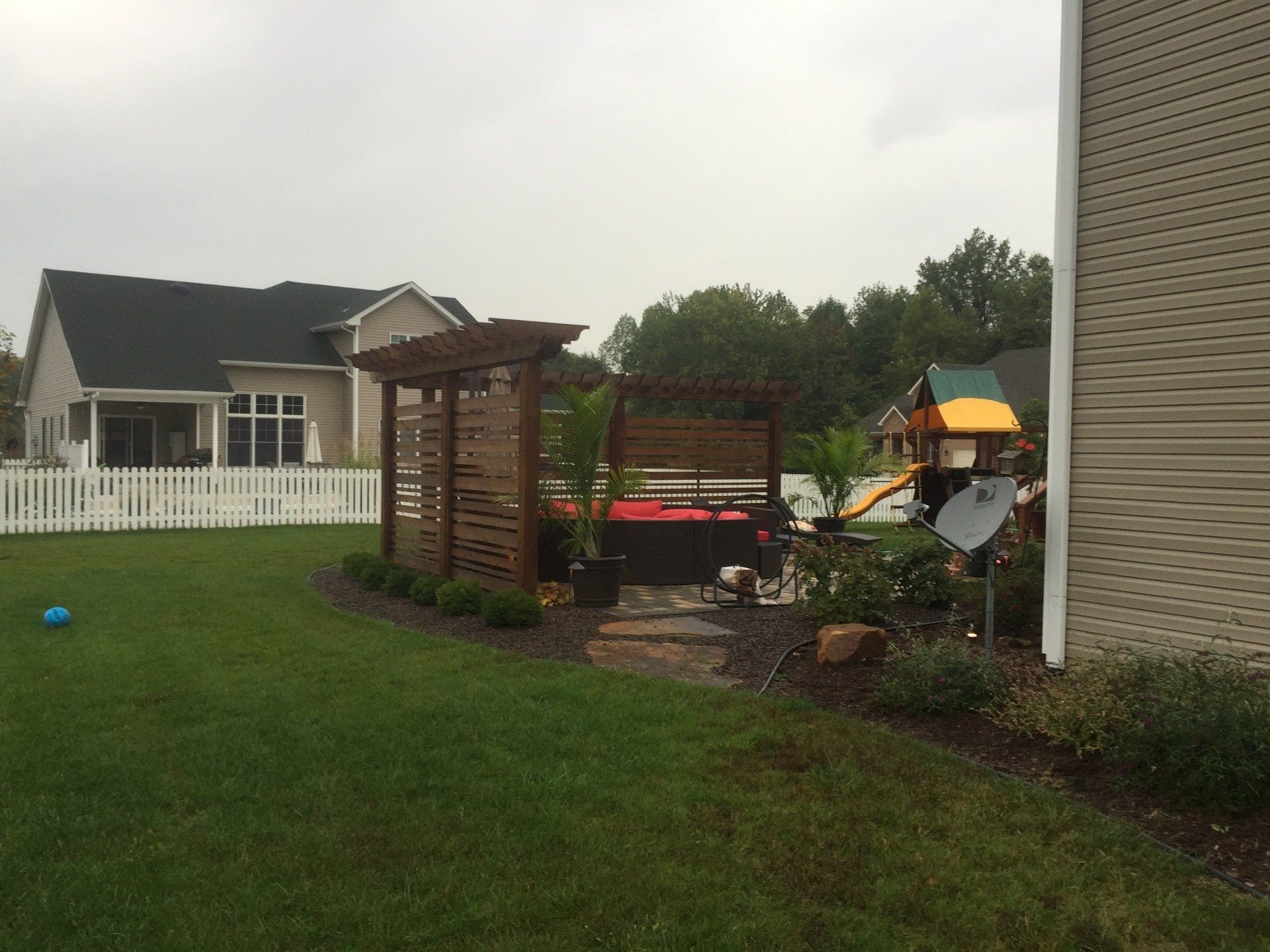 Potter Privacy Arbor