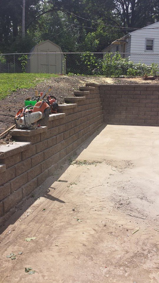 Retaining wall installation