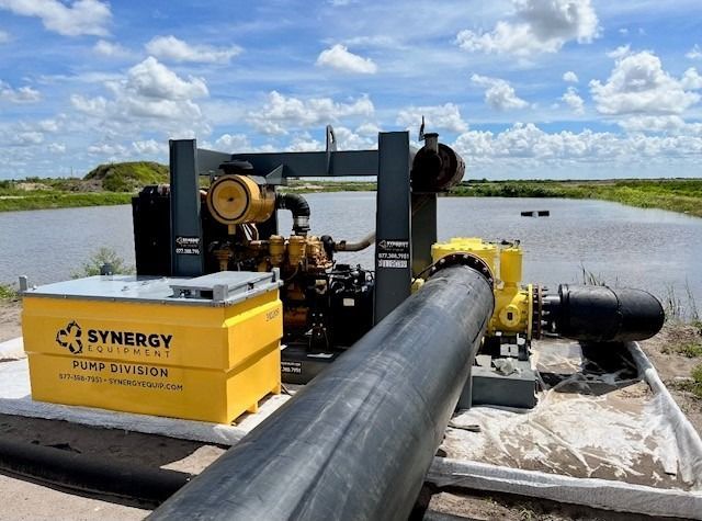 A yellow box with the word synergy on it