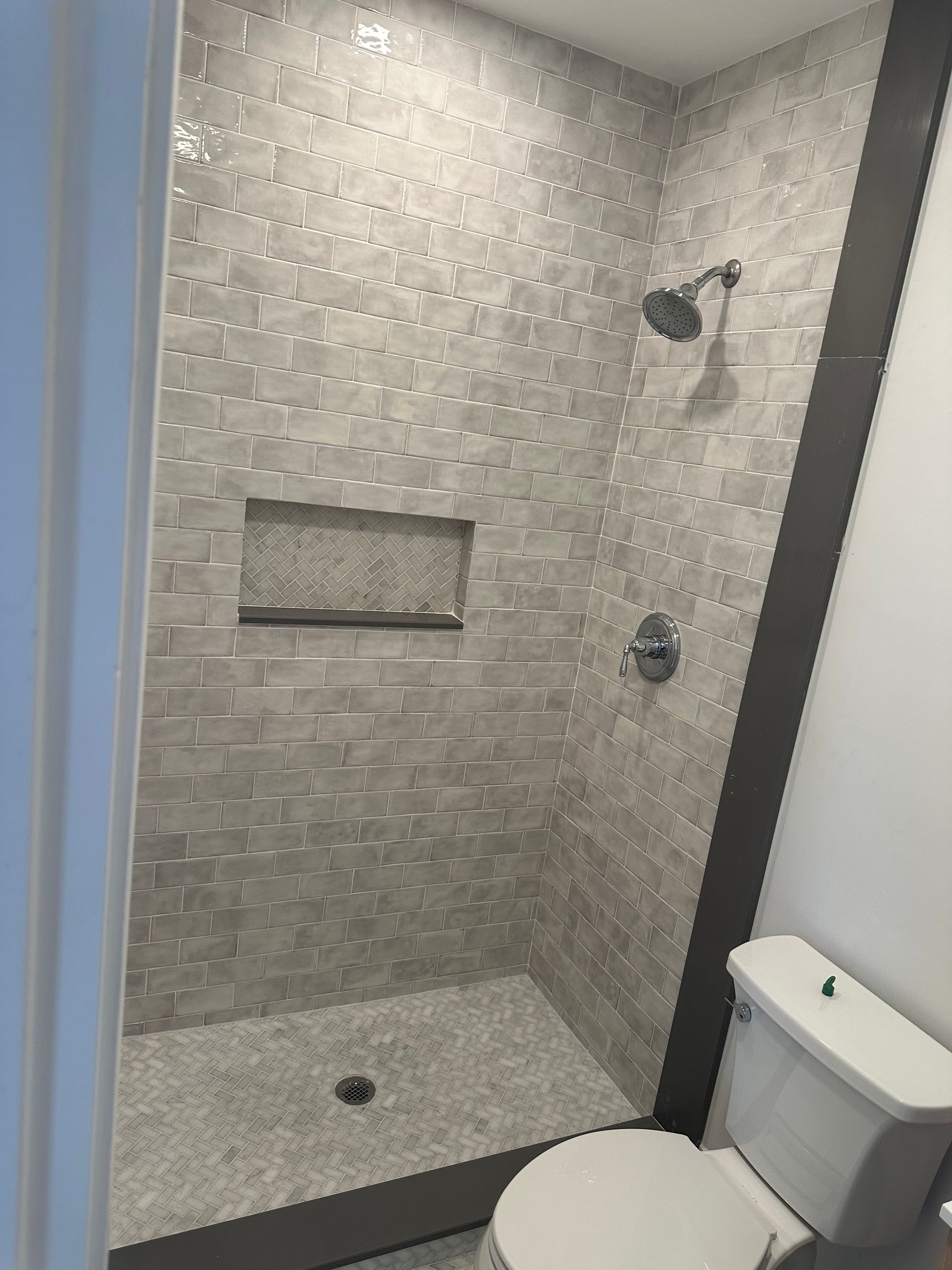 Bathroom shower/toilet