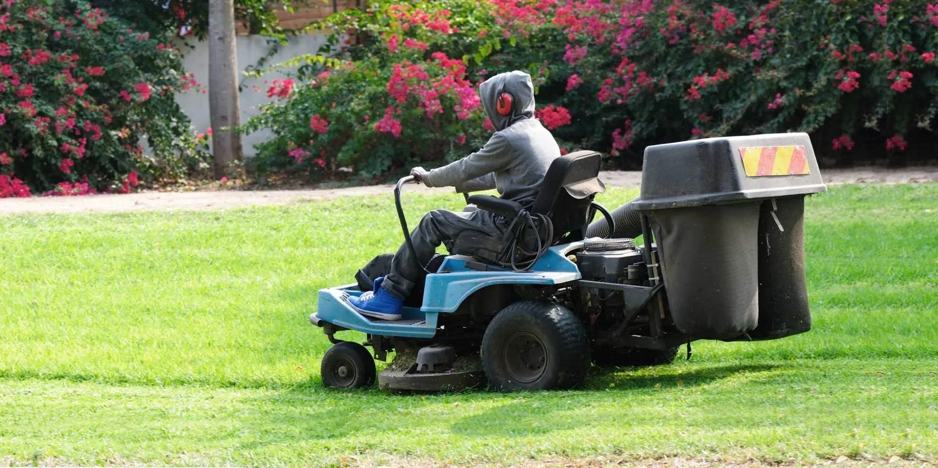 Jason's Lawn Care & Landscaping Inc