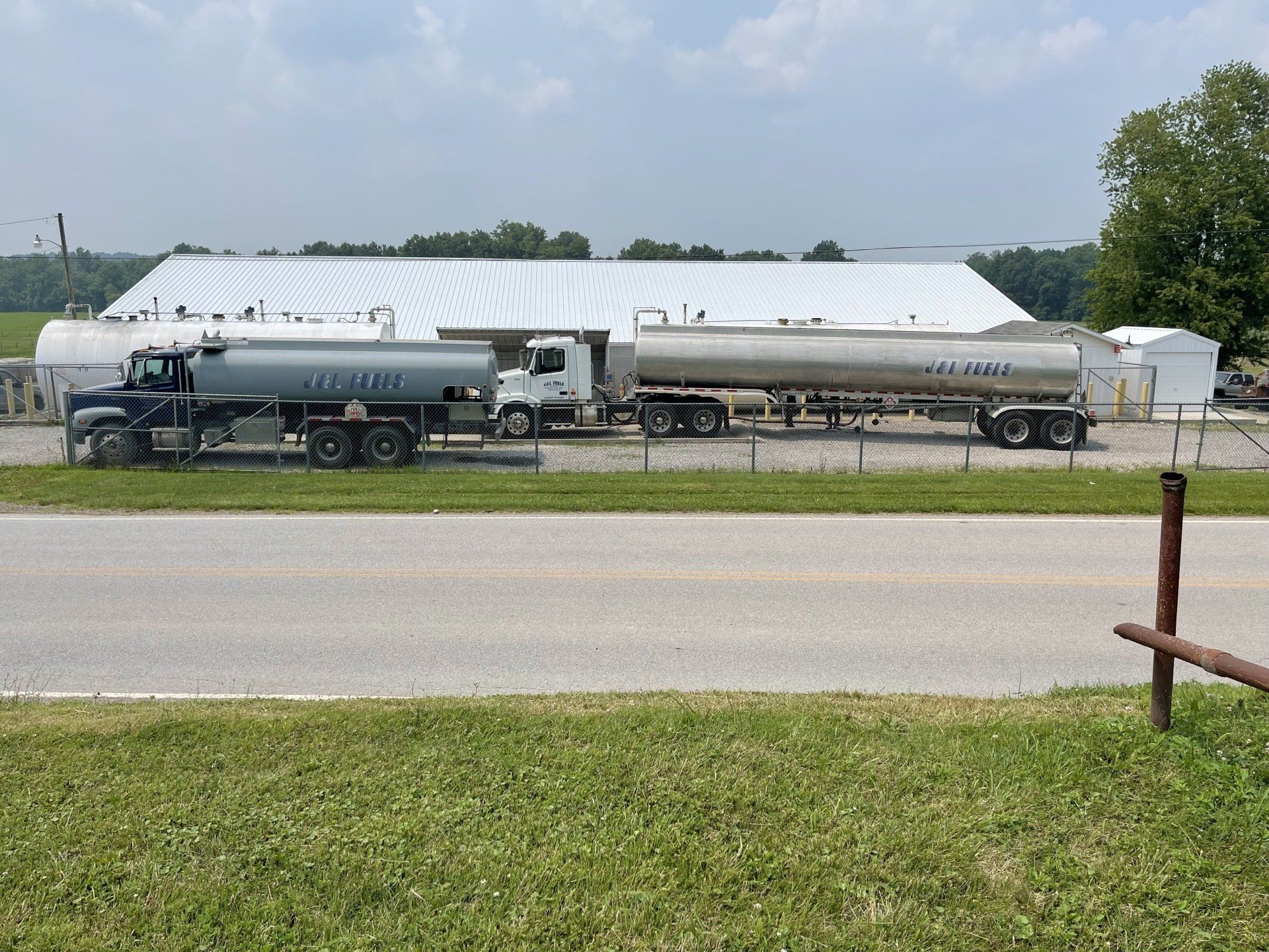 J & L Fuels - Photo 4