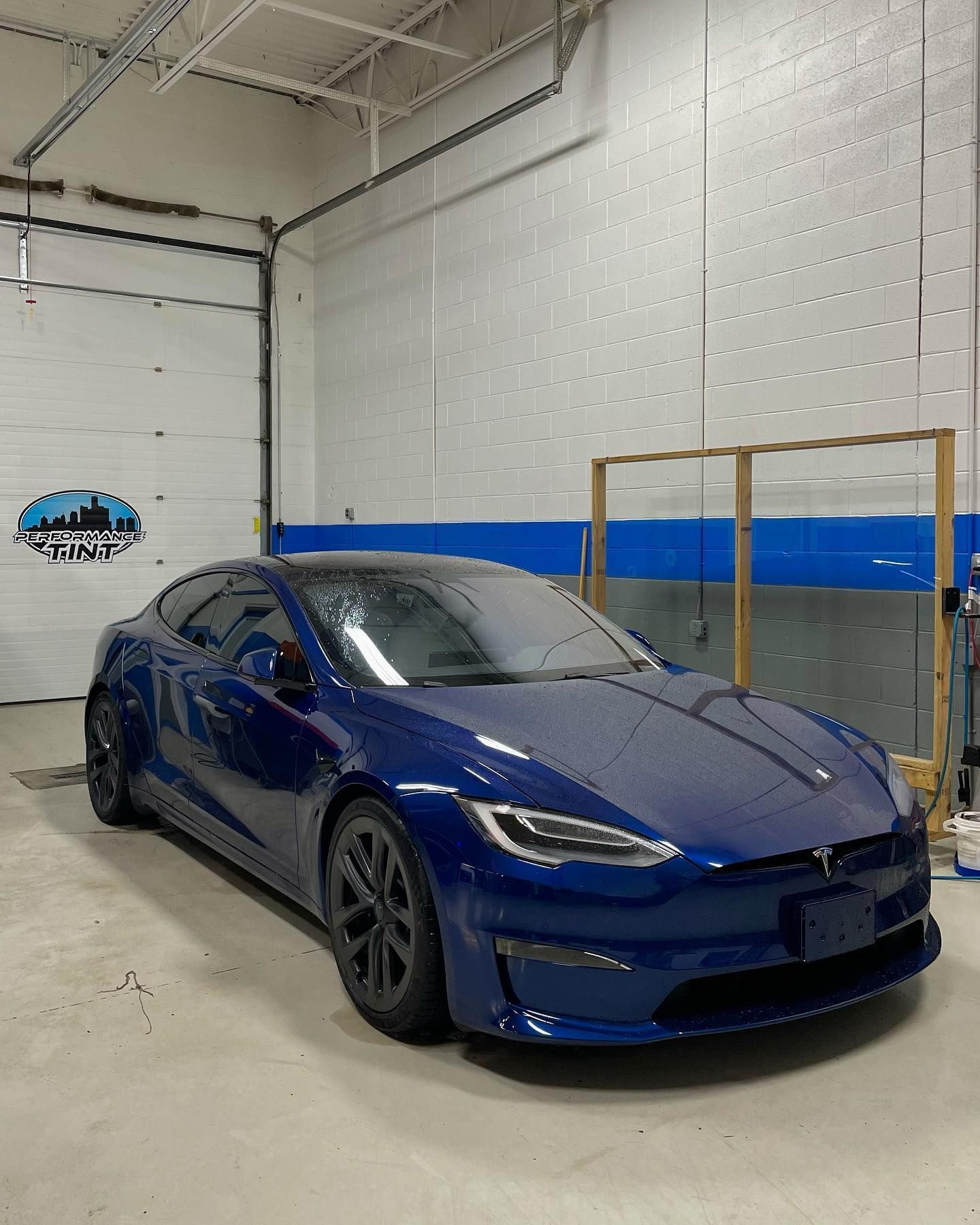 auto tinting service blue