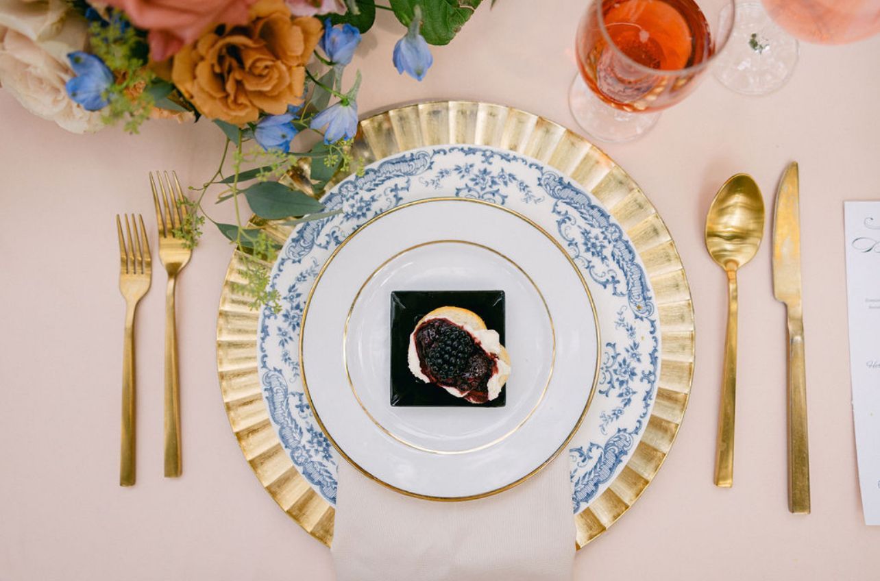 overhead bistro lighting