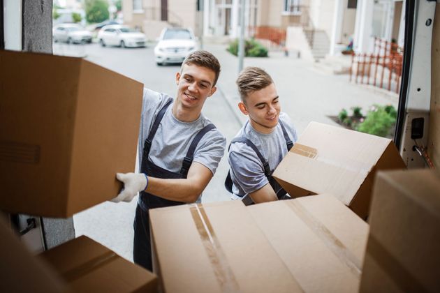 Pantech Moving