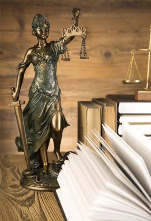 Scale of justice statue