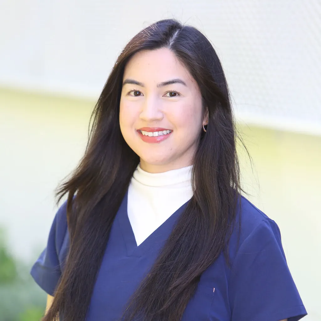 Lillian Pham LAc
