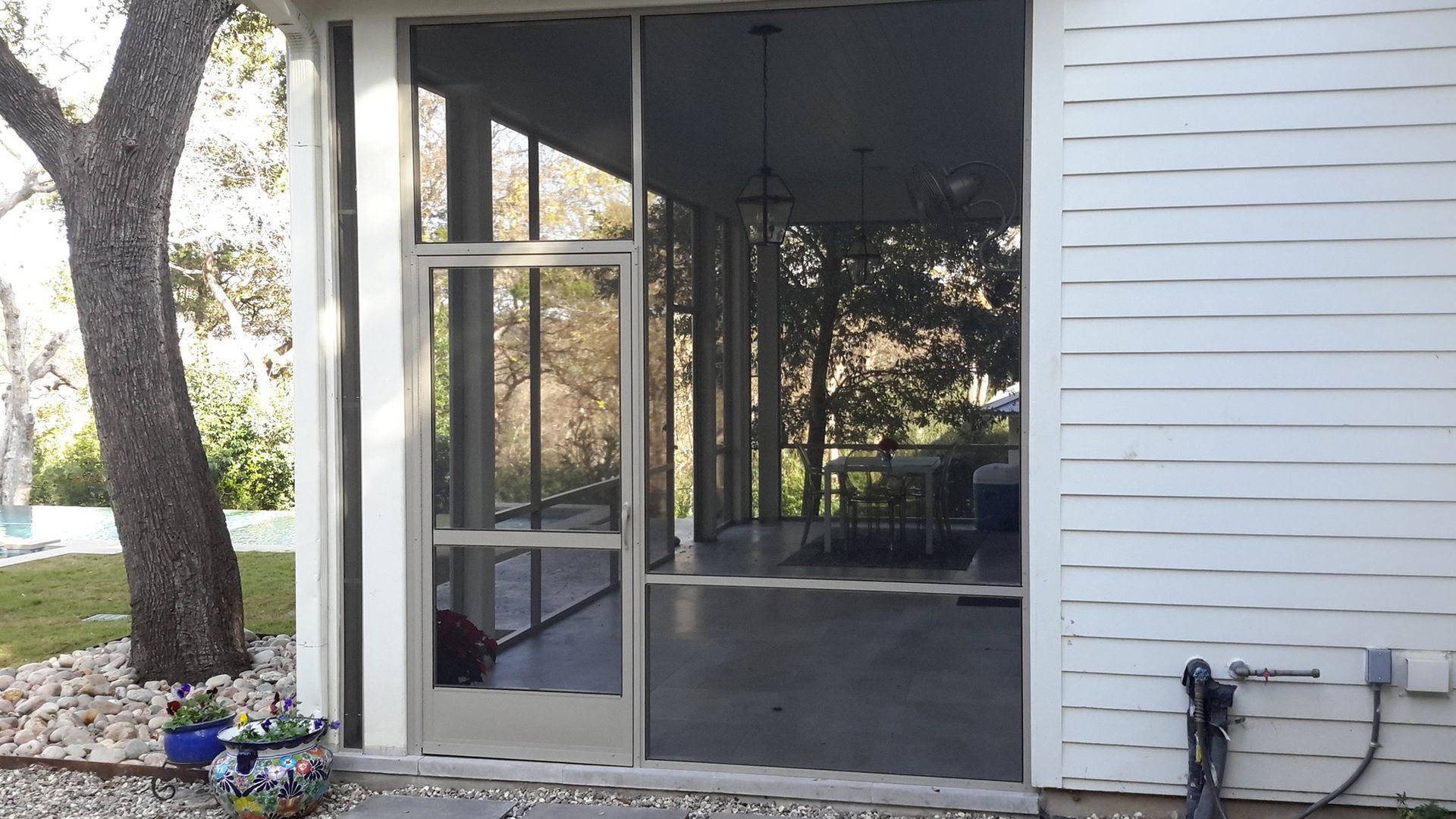 Screen room installation