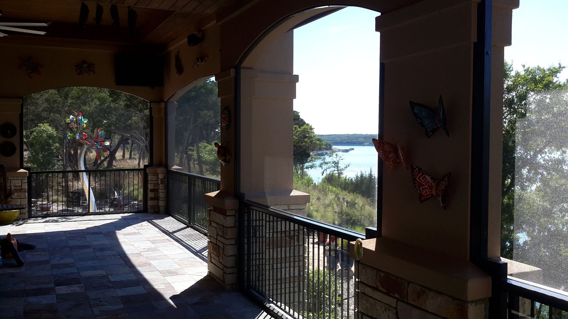 Screen room installation