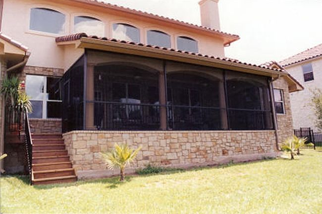 Screen room installation