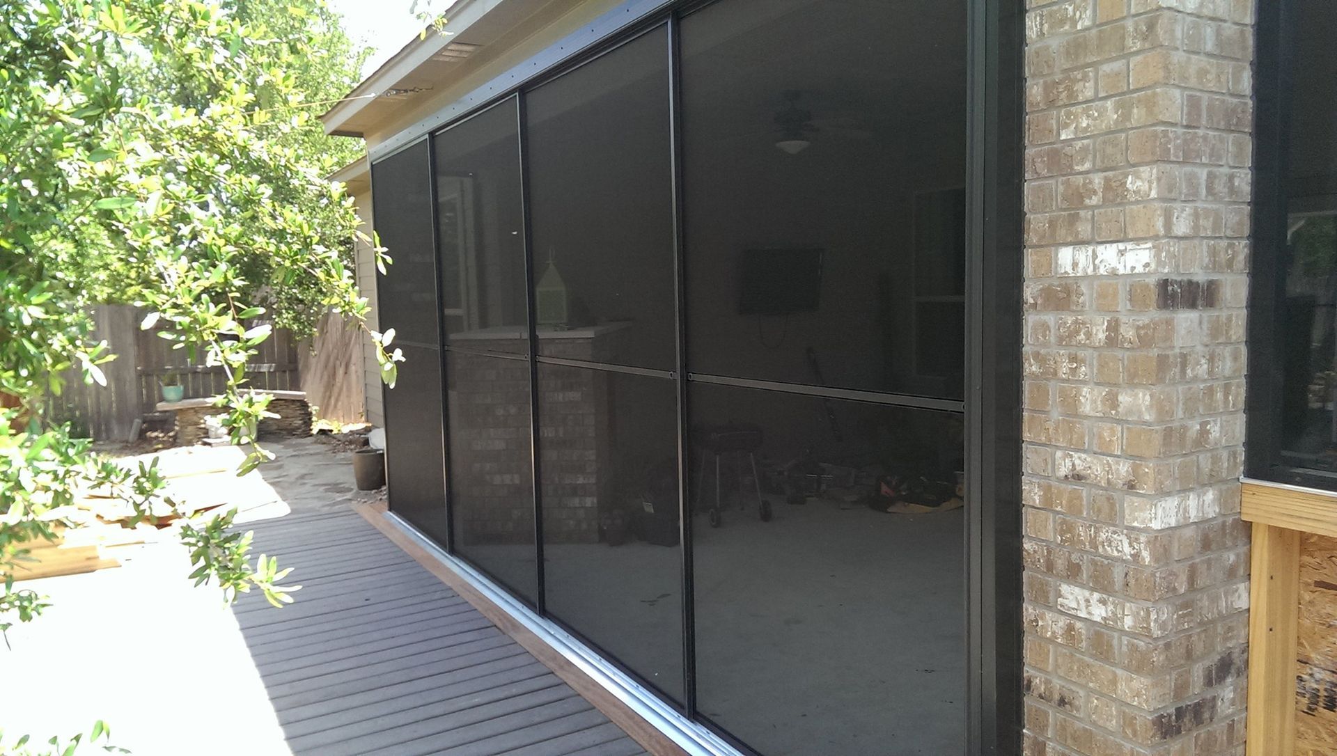 Screen room installation