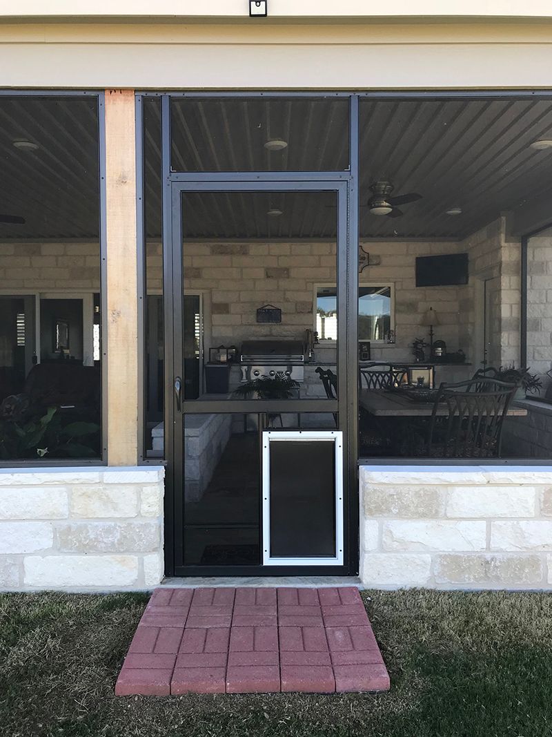 Screen room installation