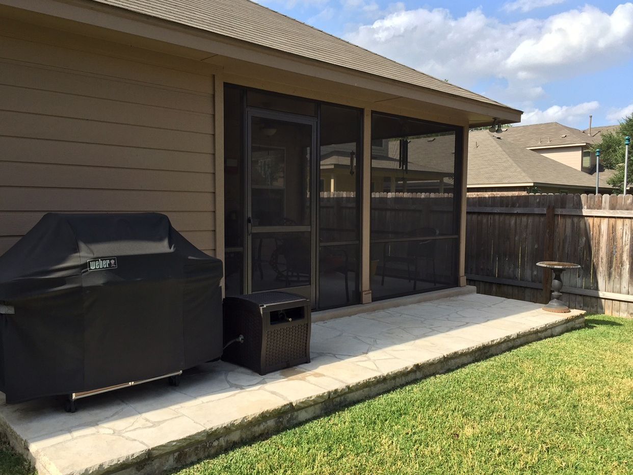 Screen room installation