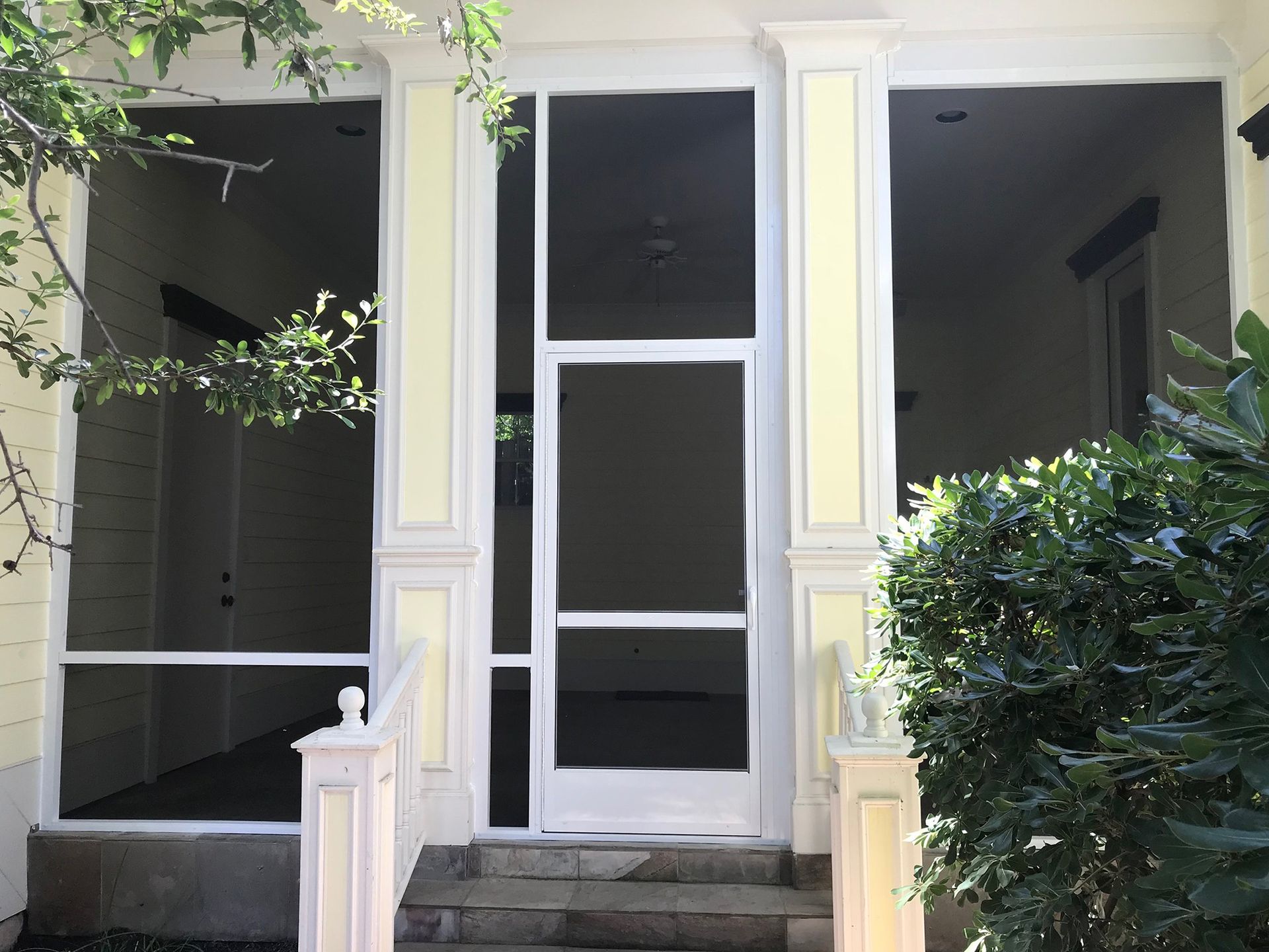 Screen room installation