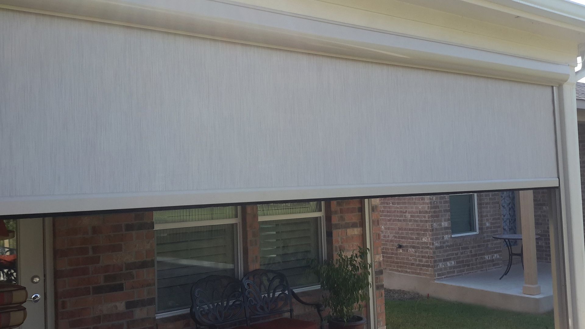 Roll shade installation