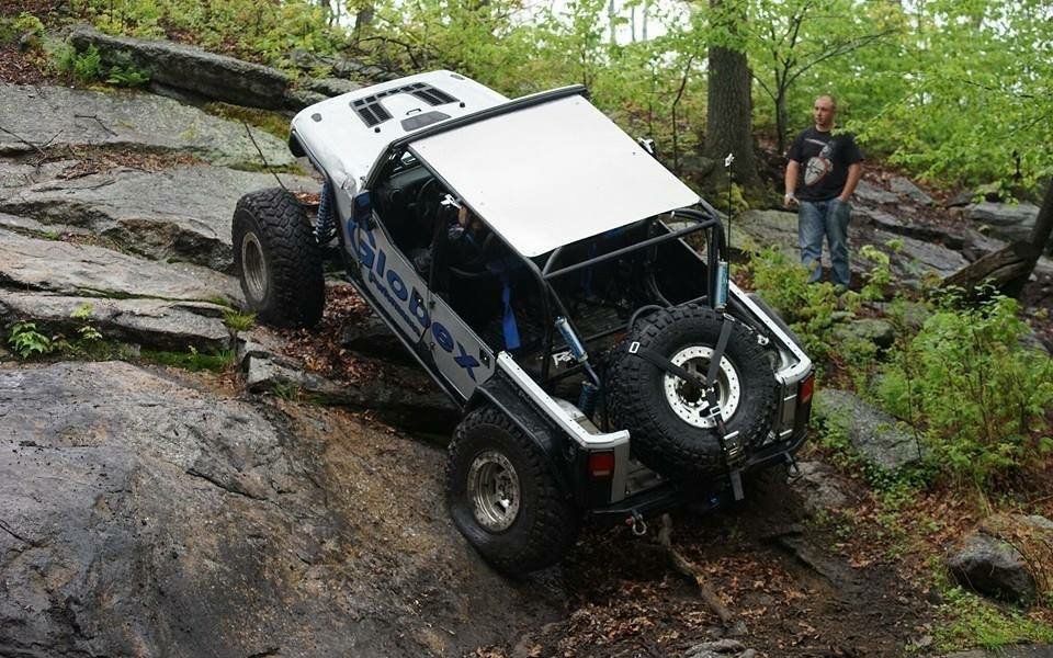 Off-road car