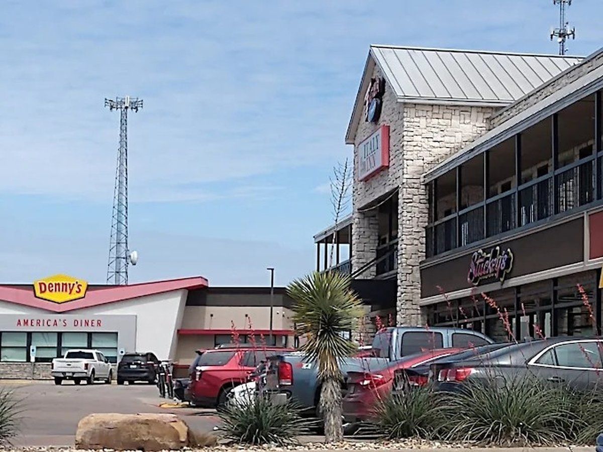 Diner and other businesses in a shopping center