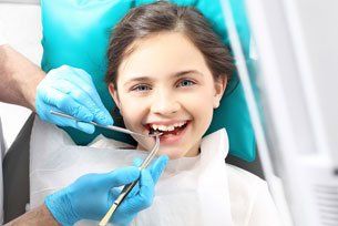 Child dental checkup
