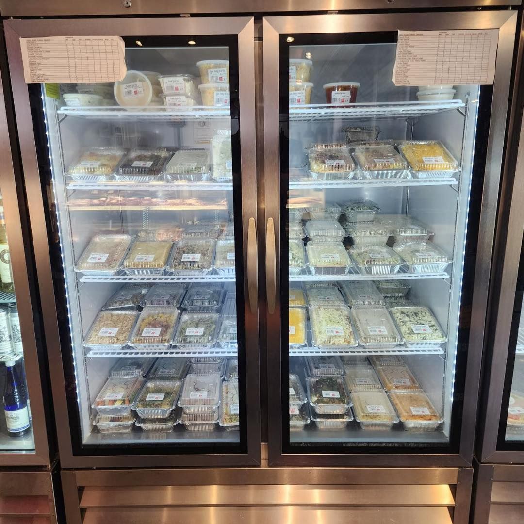 Refrigerator with prepared food