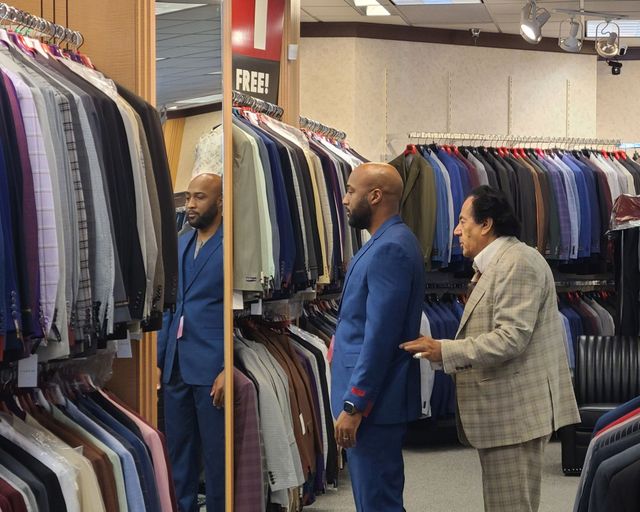 Men's Clothing | Van Dykes Men's Clothing | Southfield, MI Men's Clothing | Van Dykes Men's Clothing | Southfield, MI