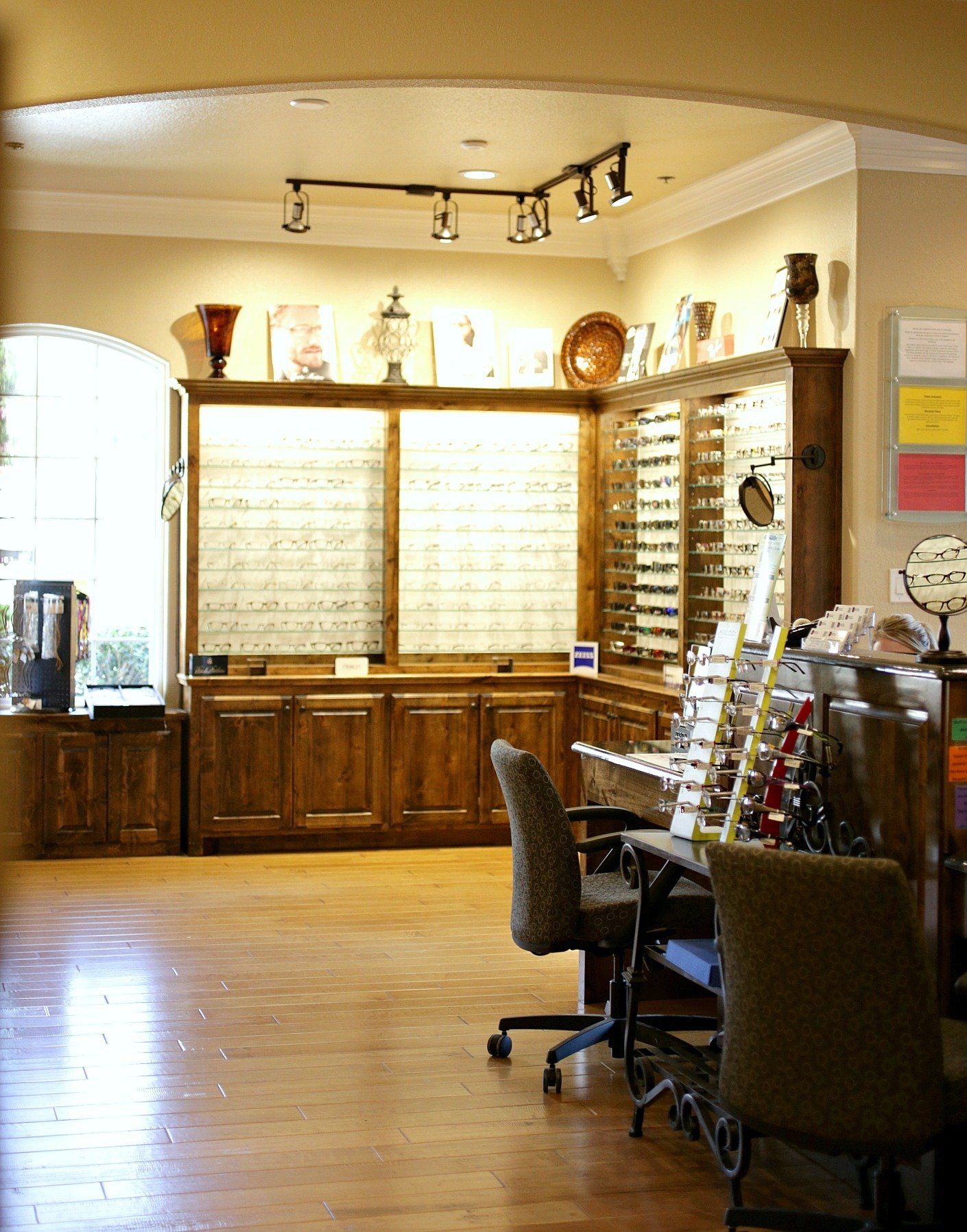 Optical shop