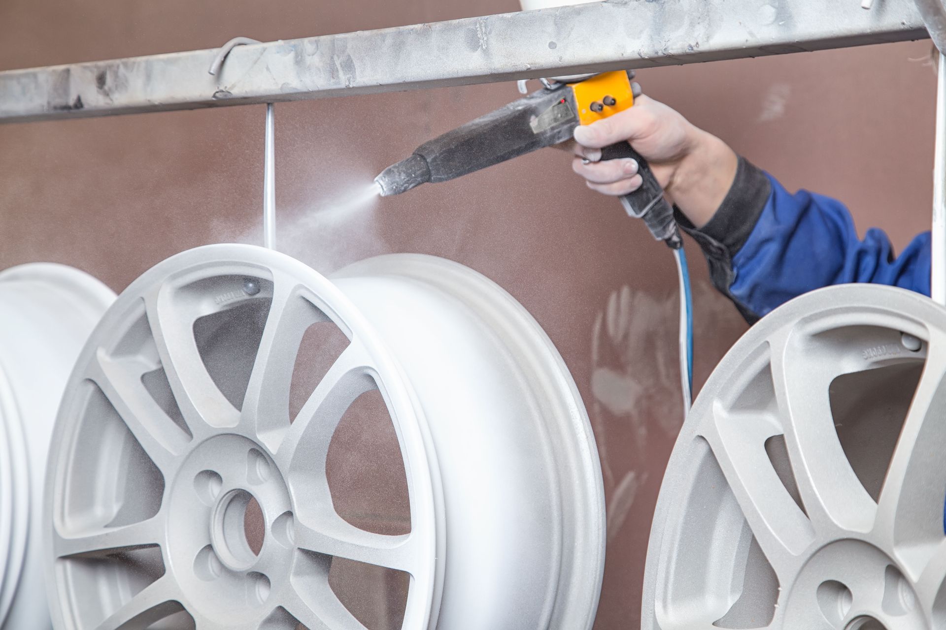 Why Powder Coating Is Often Chosen Over Traditional Paint Methods