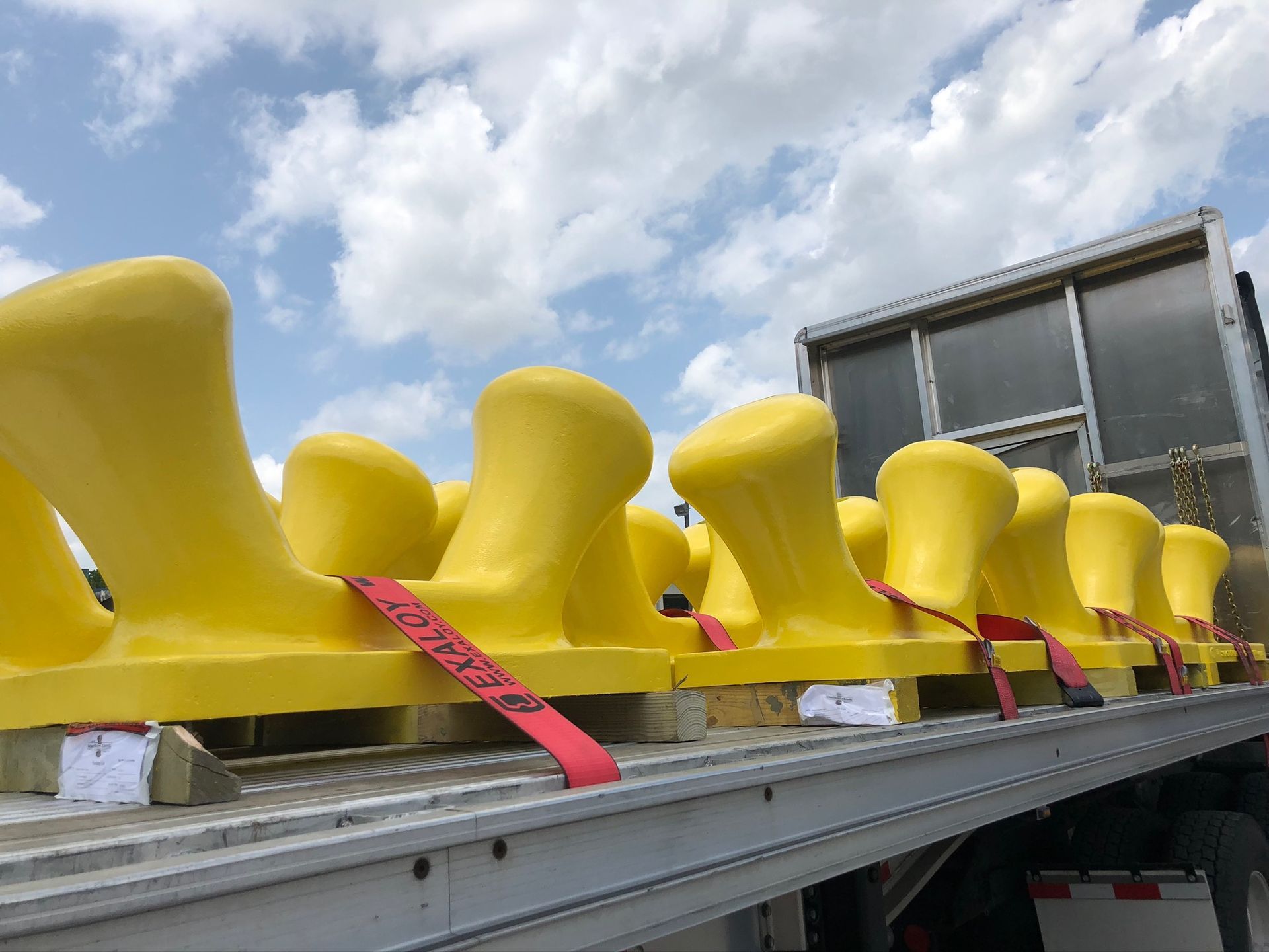 Docking cleats painted yellow