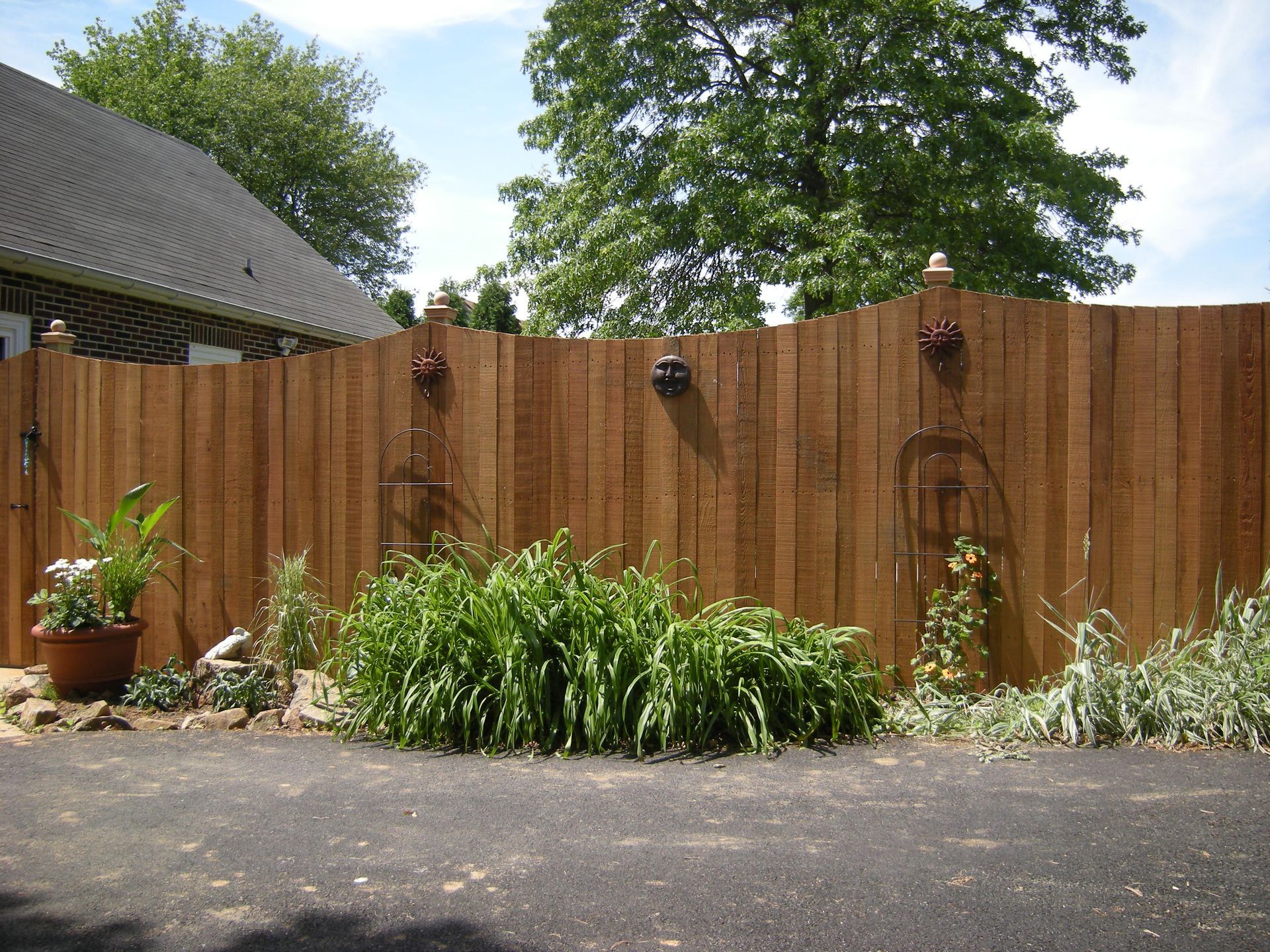 Privacy fencing