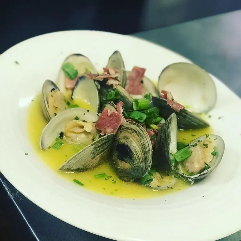 Steamed clams