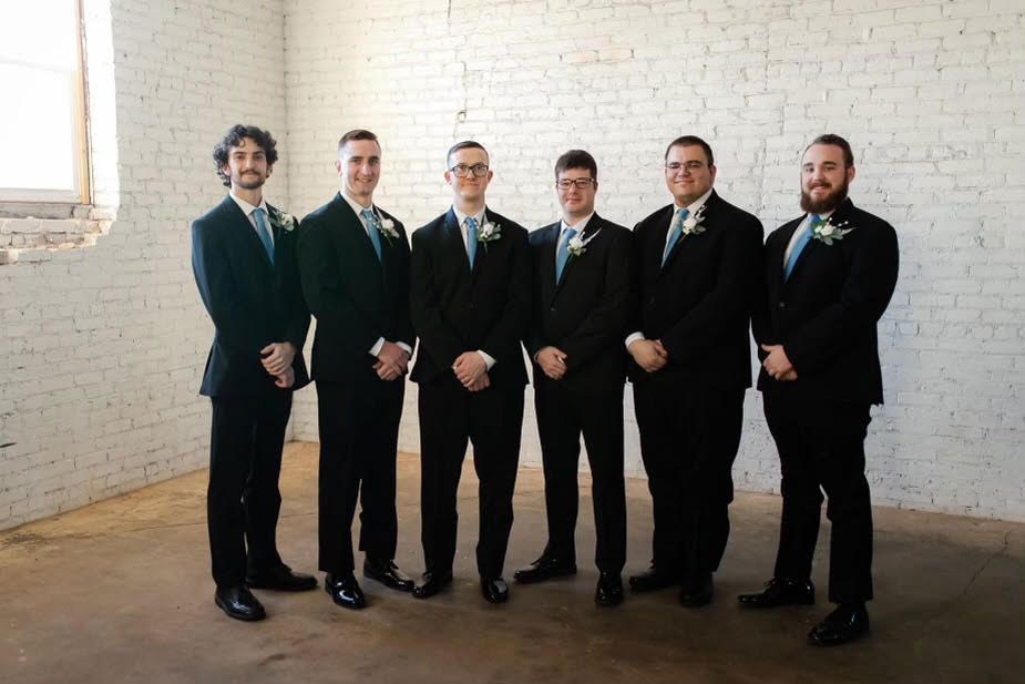 Groom's Bestmen