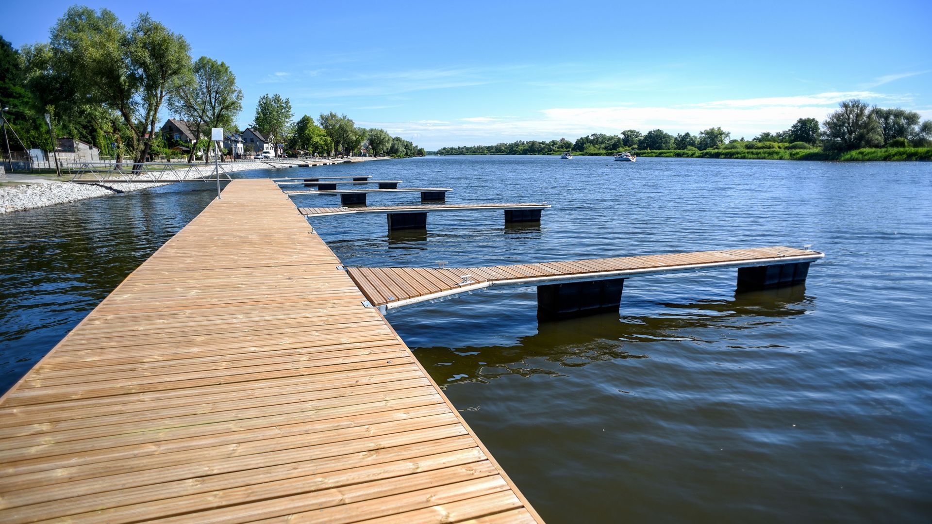 marine lumber supplies