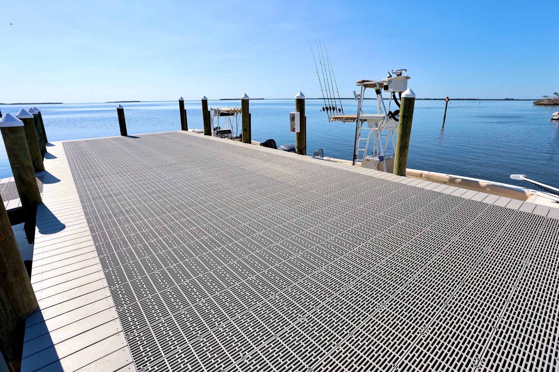 Shoreline Lumber Titan Deck Tarpon Lodge & Restaurant