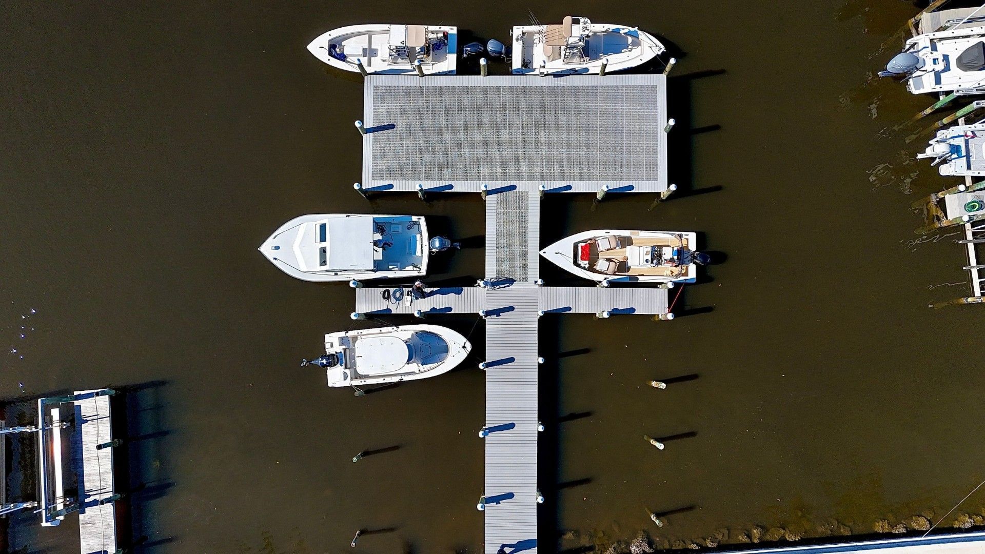 Shoreline Lumber Titan Deck Tarpon Lodge & Restaurant