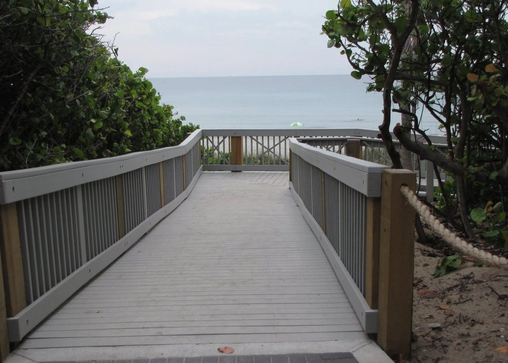 Beach walkovers and boardwalks