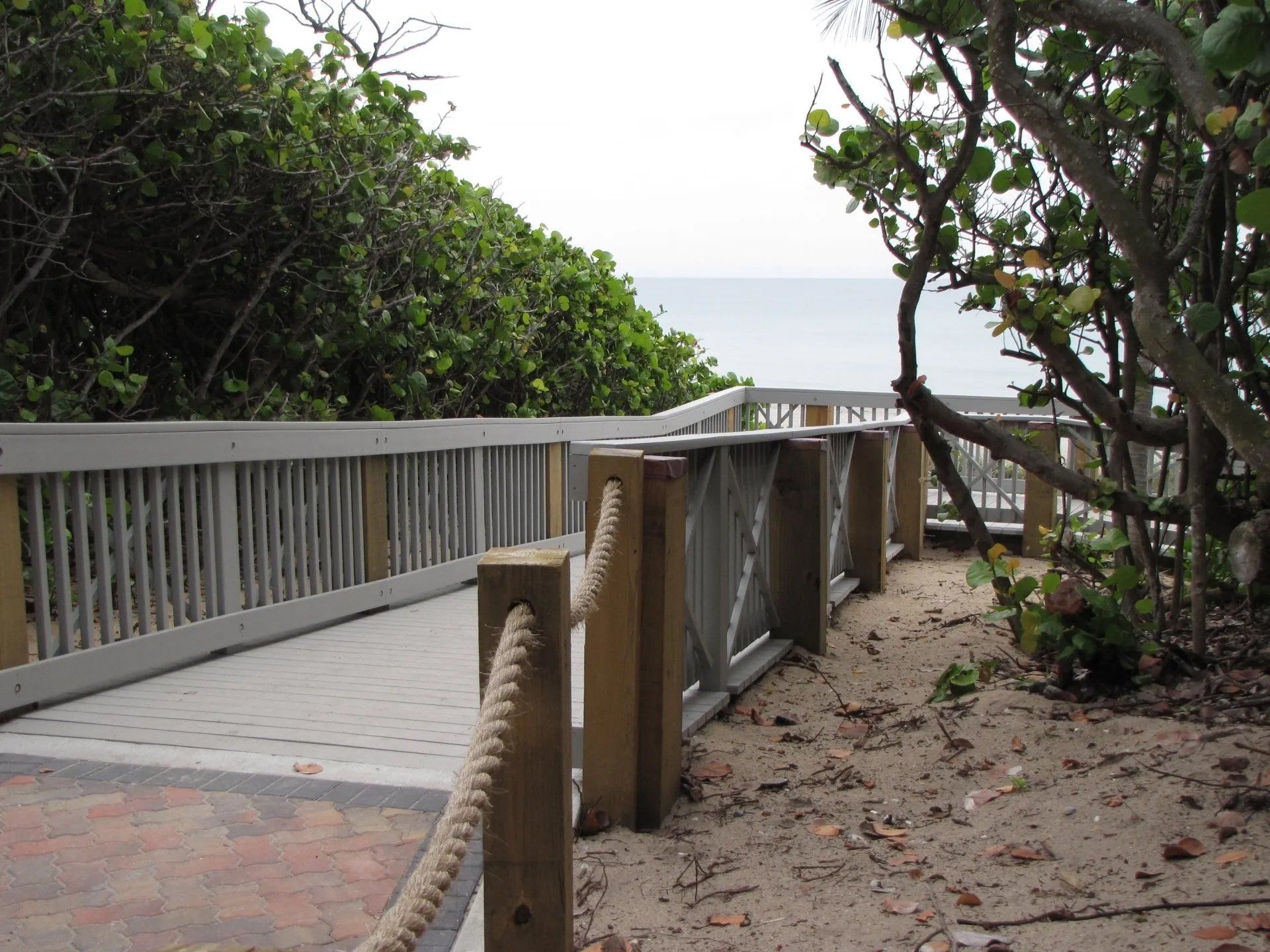 Beach walkovers and boardwalks