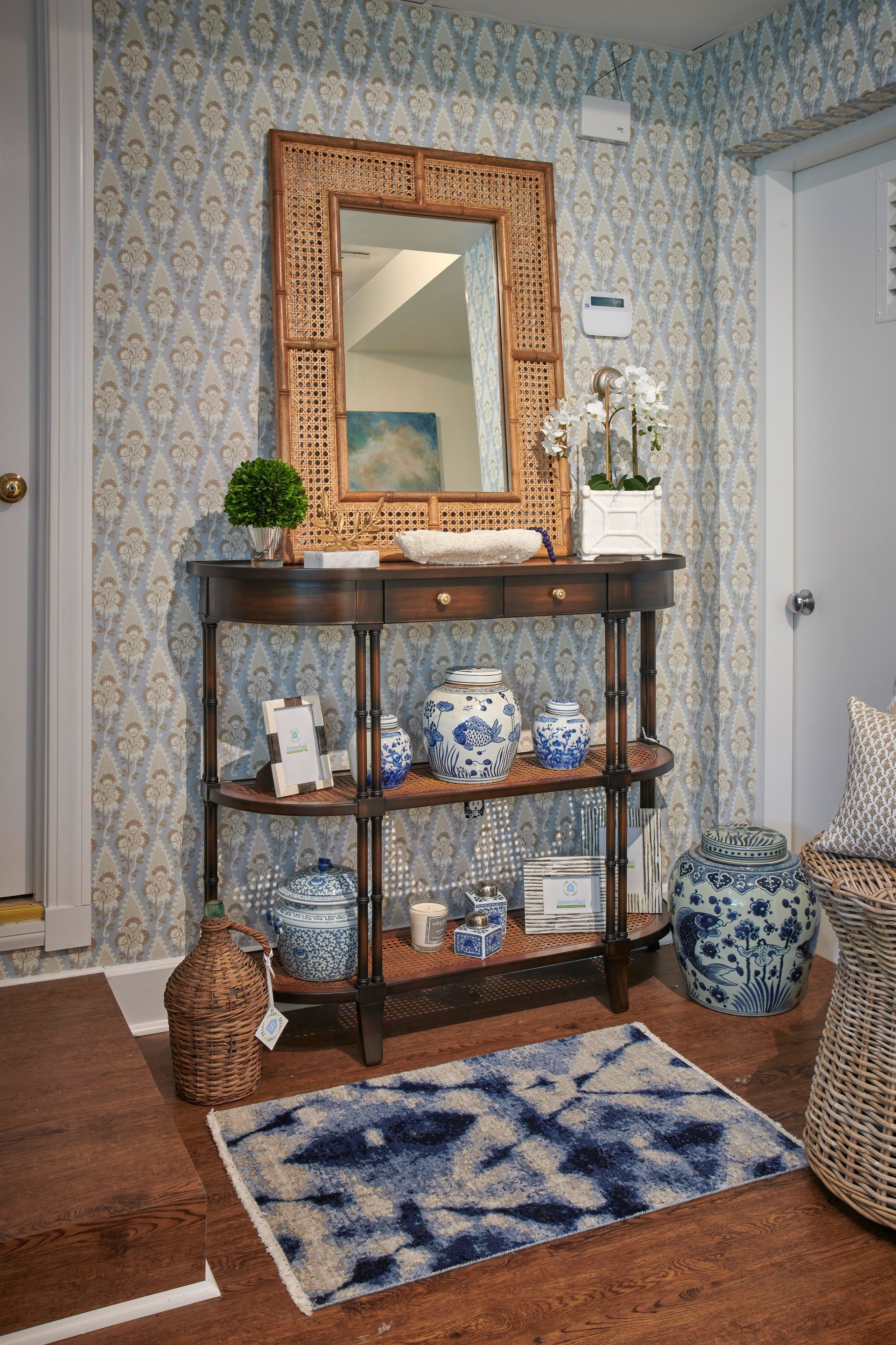 Shop with black console