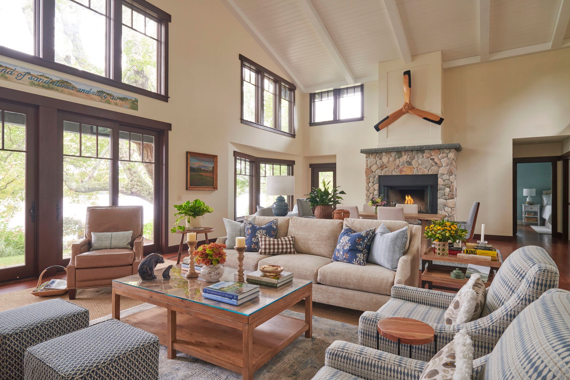 A living room filled with furniture and a fireplace