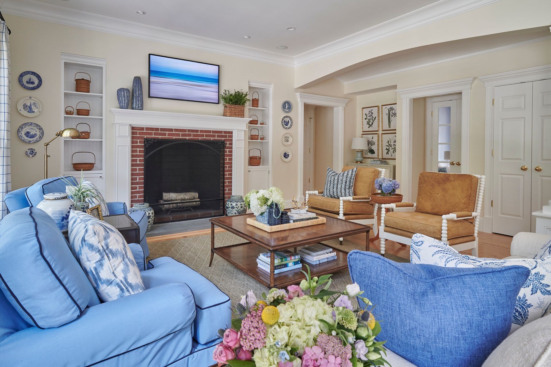 Living room with fireplace