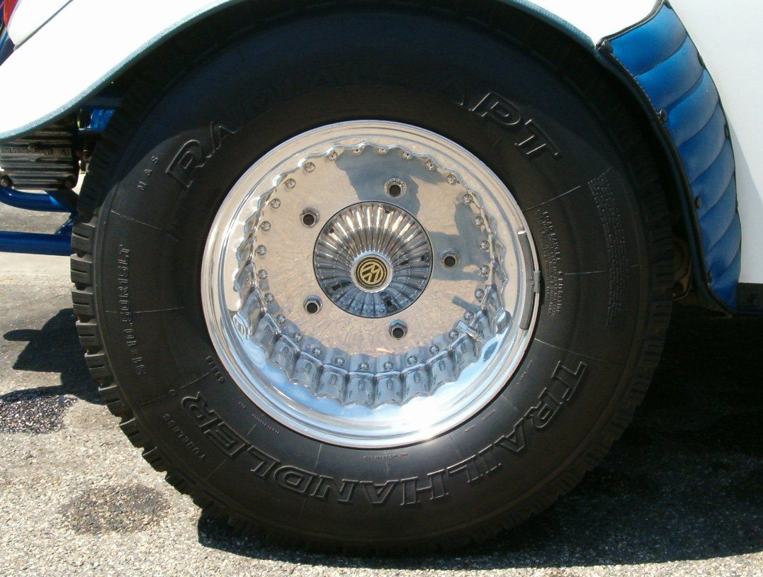 Car tire