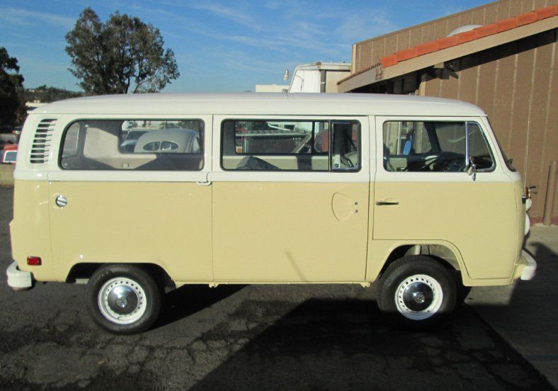 Volkswagen Van