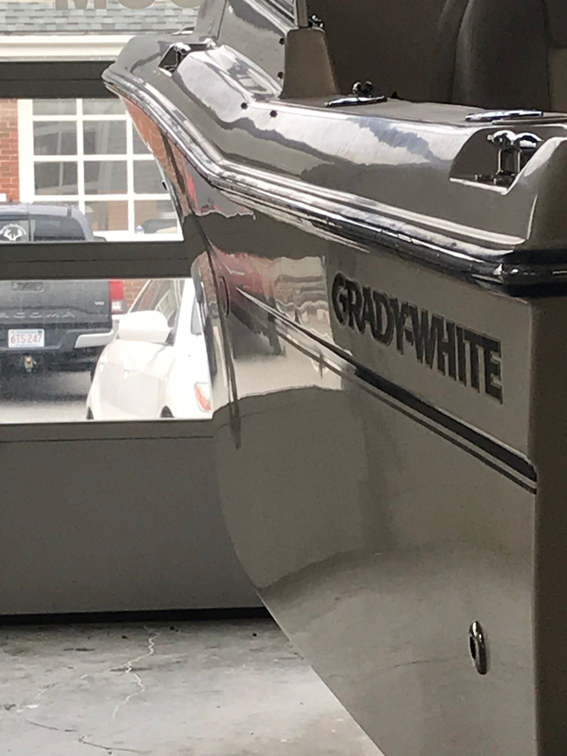 Boat detailing services