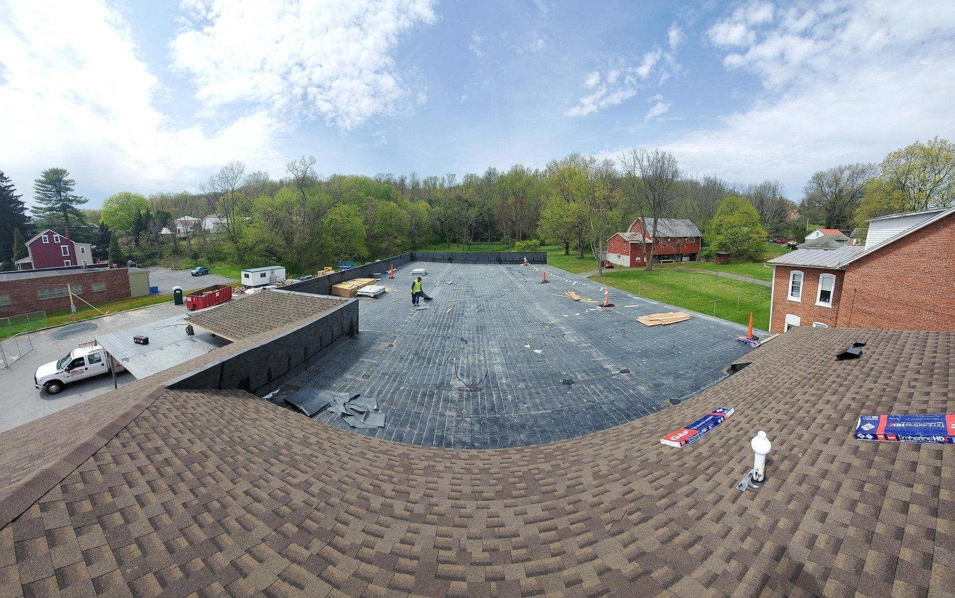 Flat and shingles roofing