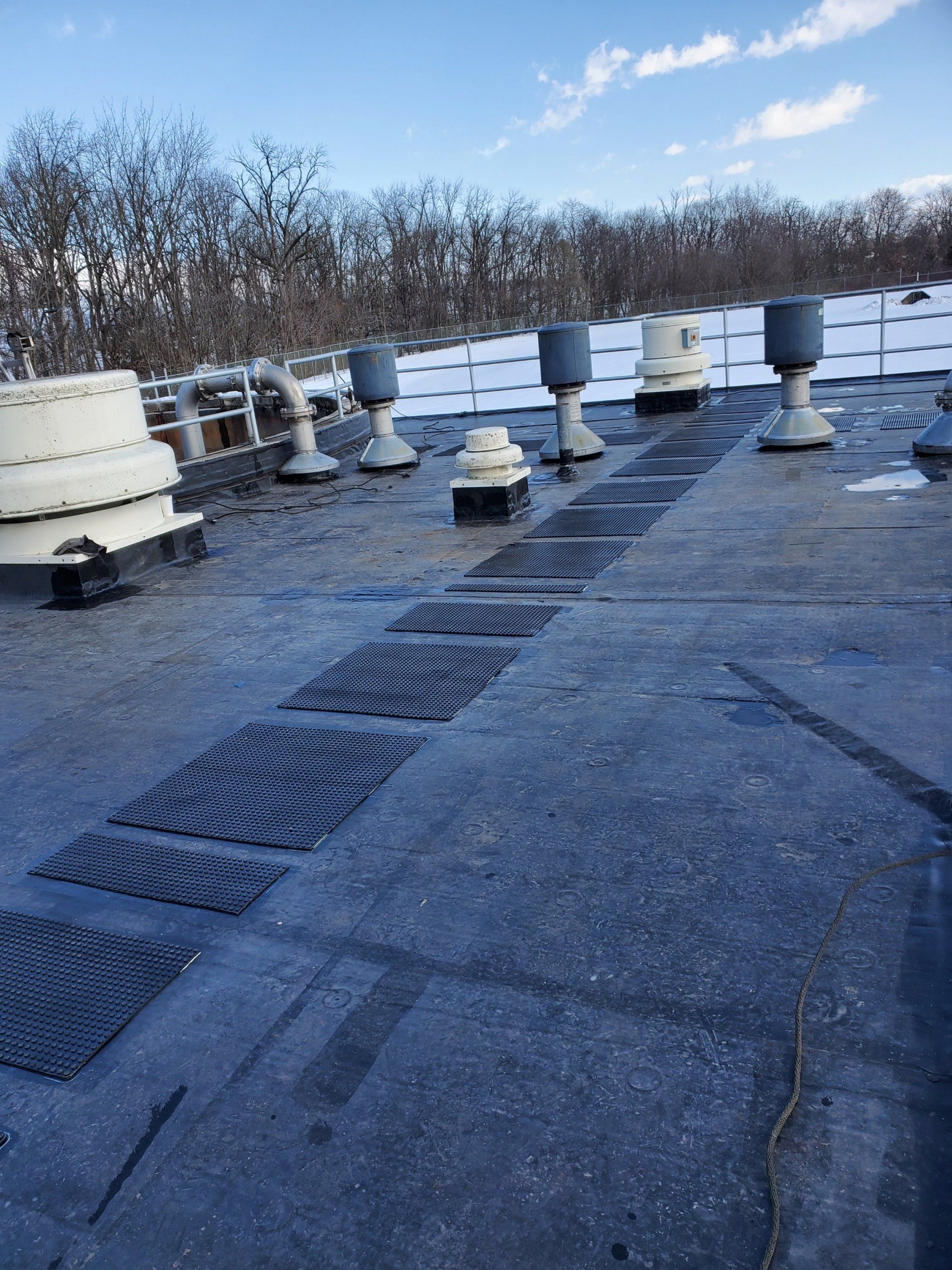 Flat roofing