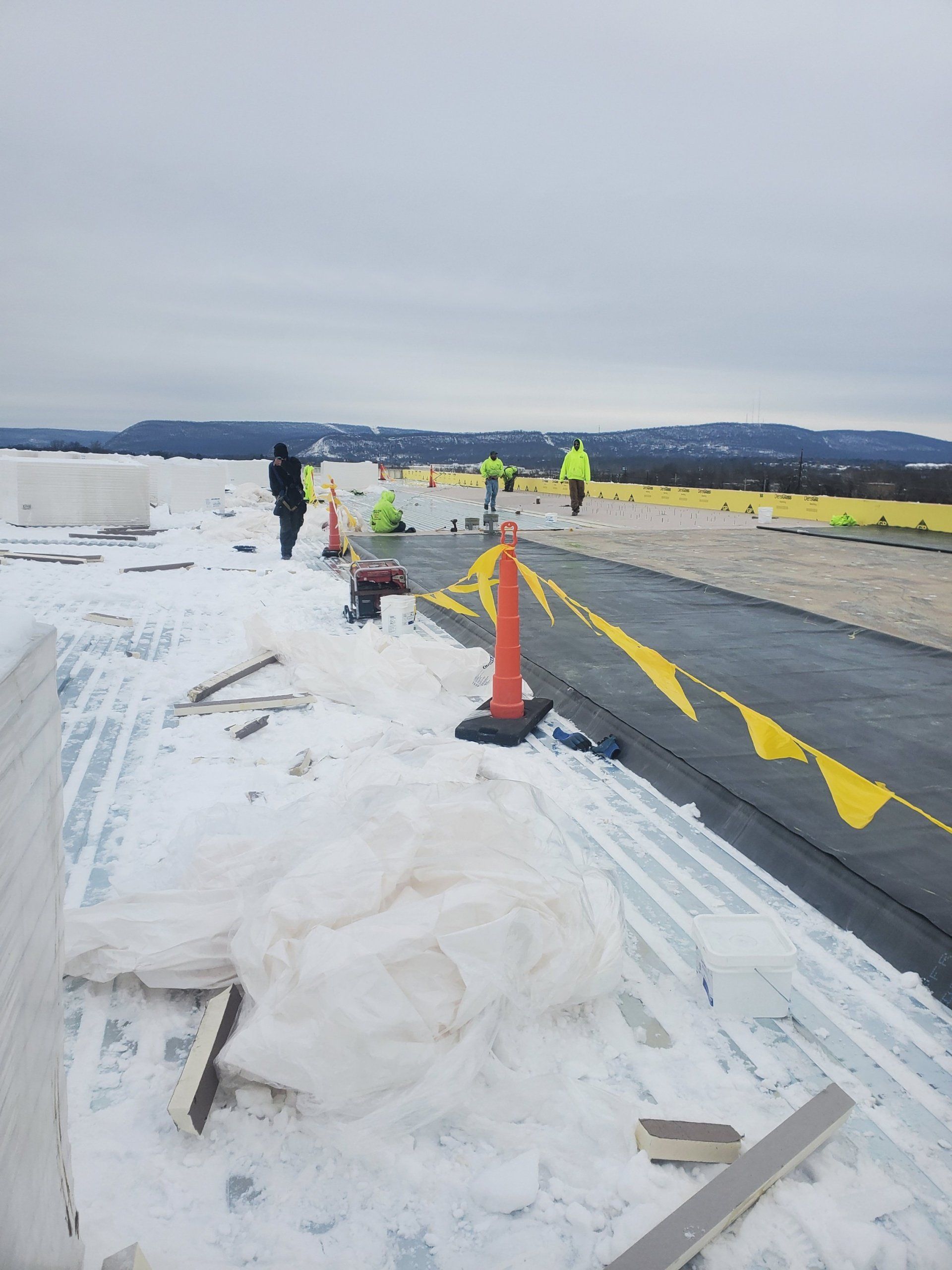 Flat roofing installation