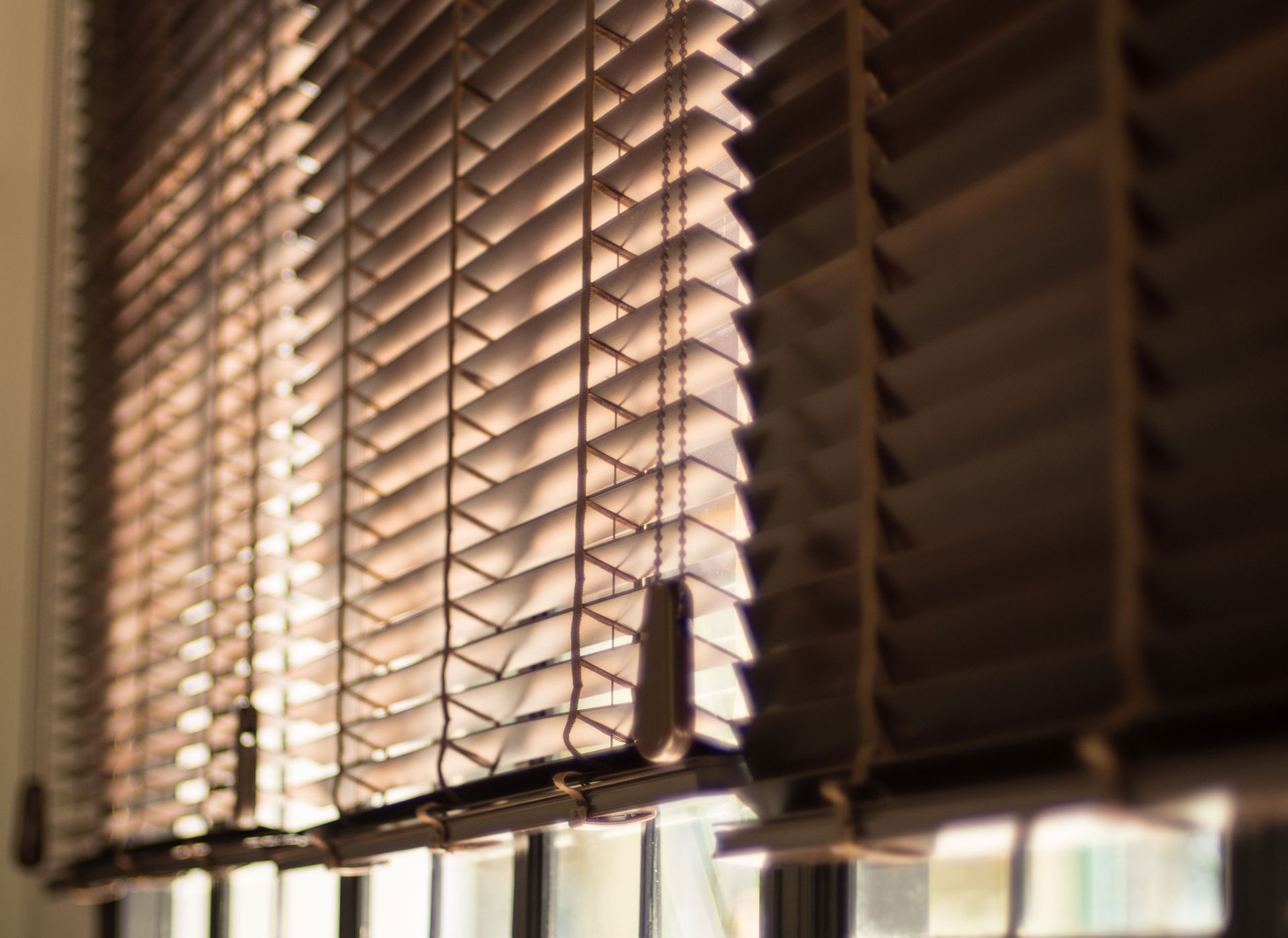 faux wood blinds