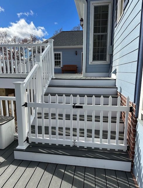 deck with short fence