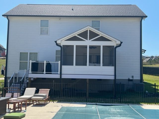 elevated screened patio