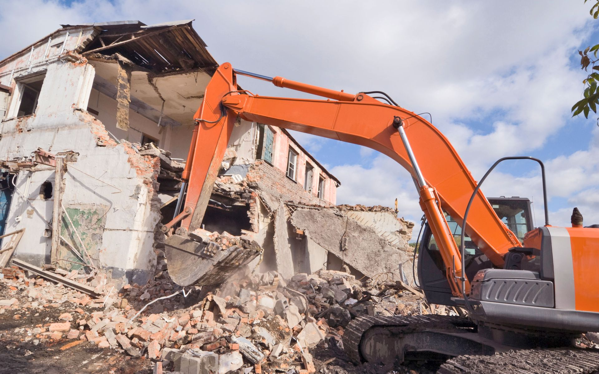 Demolition Companies Bloomington, IL | River City Demolition